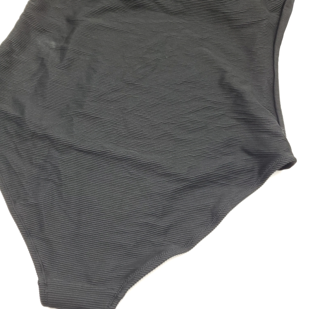 Old Navy Textured-Stripe One-Shoulder Swimsuit - Picture 5 of 9